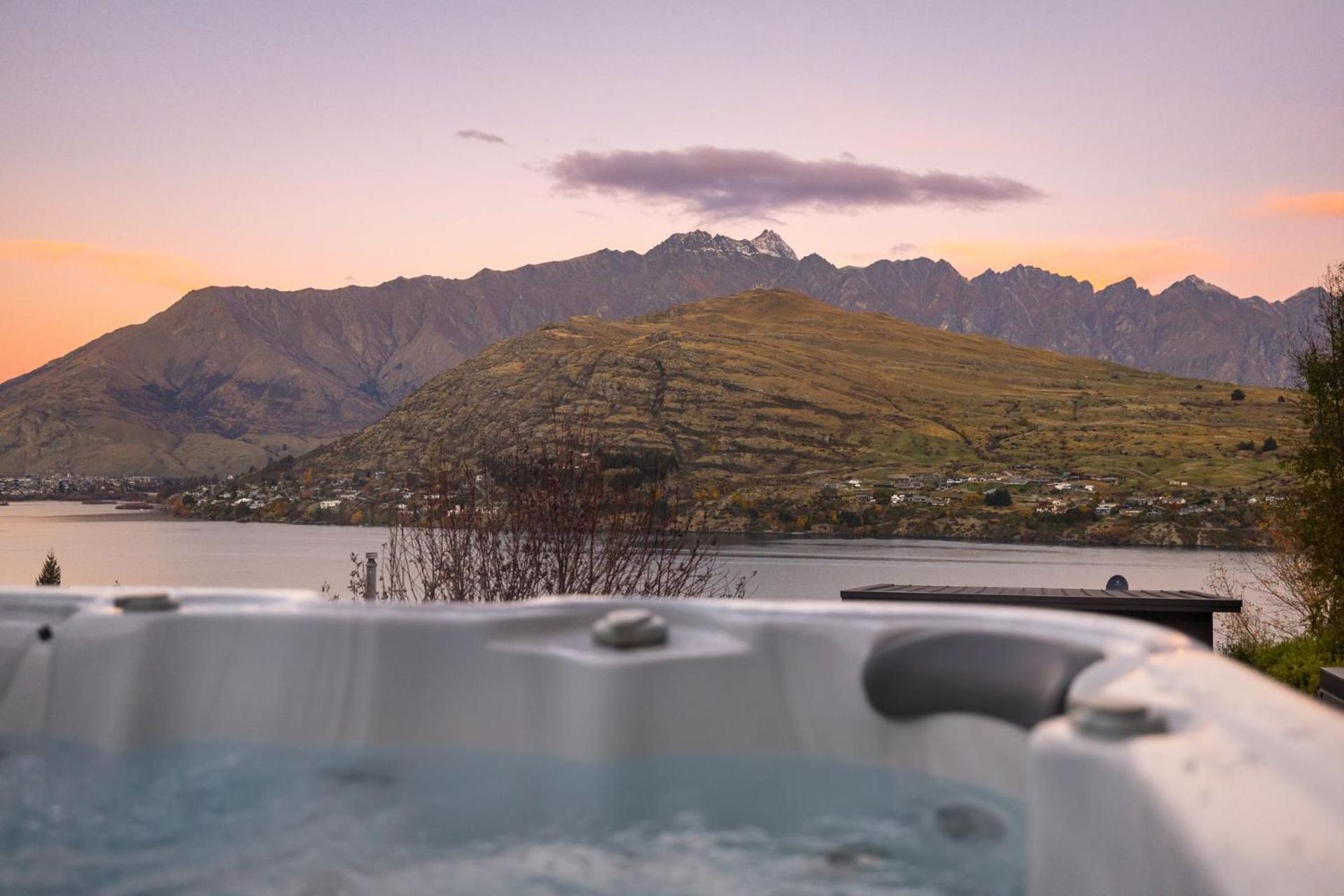 St Matthews Views Cecil Villa Queenstown Exterior foto